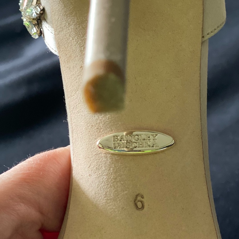 GORGEOUS Womens EUC Badgley Mischka Voletta Crystal Embellished Stiletto Sandals - Picture 13 of 16